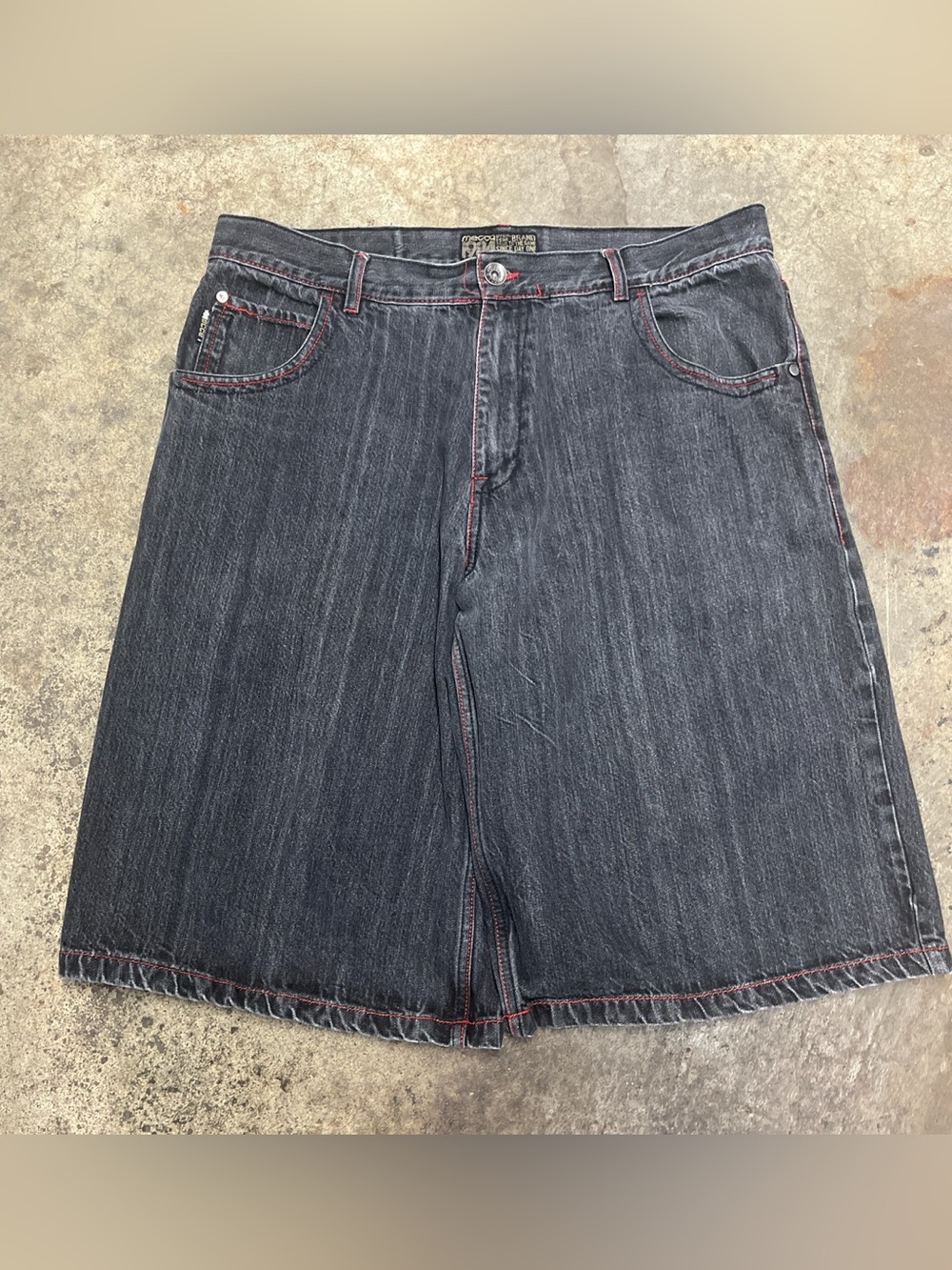 Y2K MECCA Baggy Jorts Men’s Size 40 Dark Wash Heavyweight Embroidered Skater 00s